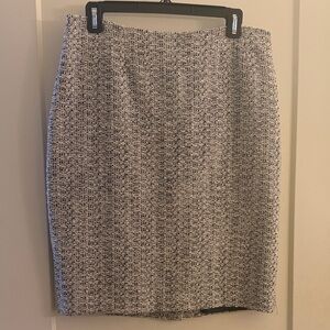 Kasper Black and White Textured Lined Pencil Skirt